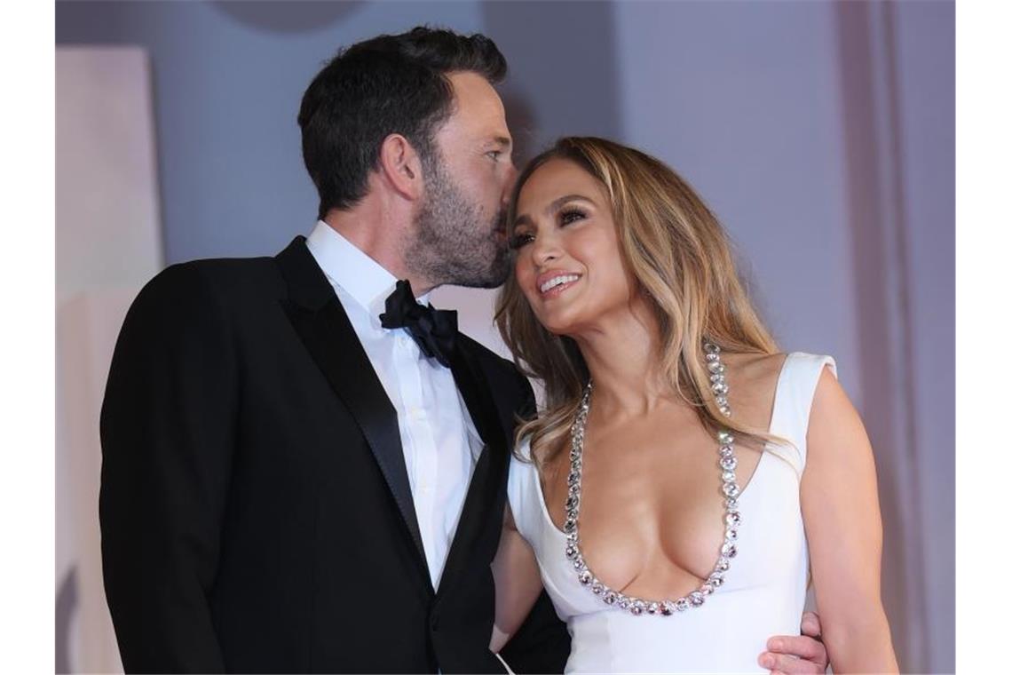 Premiere nach Liebes-Comeback: Lopez und Affleck in Venedig