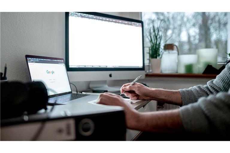 Das Homeoffice hat sich seit der Corona-Pandemie fest etabliert. (Archivbild)