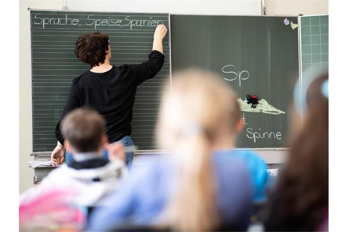 Nutzen und Risiken: Wie steht es um Impfungen für Kinder? Das Impftempo in Deutschland zog zuletzt deutlich an – und bald soll es auch für die jüngsten Menschen ganz schnell gehen mit der Impfung gegen das Coronavirus. Foto: Sebastian Gollnow/dpa