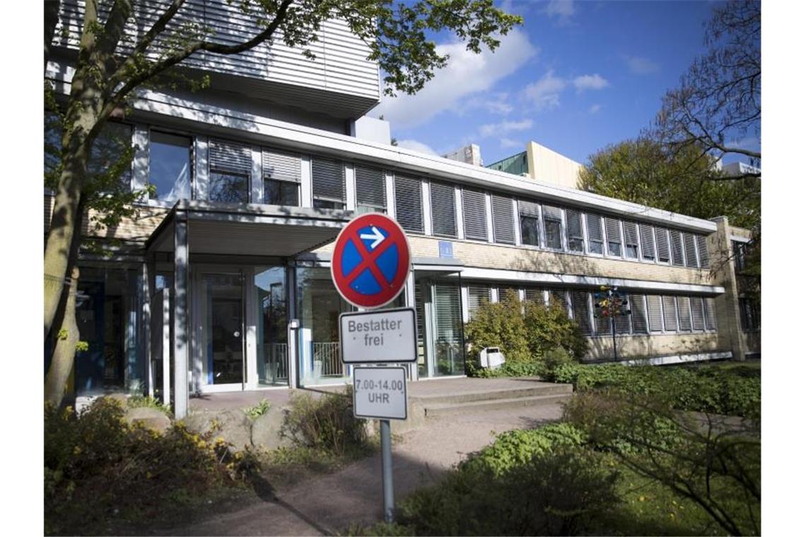Bekannter Rechtsmediziner Werner Janssen gestorben Das Institut für Rechtsmedizin in Hamburg gilt als eines der renommiertesten in Deutschland - das geht auch auf den verstorbenen Werner Janssen zurück. Foto: picture alliance / Christian Charisius/dpa