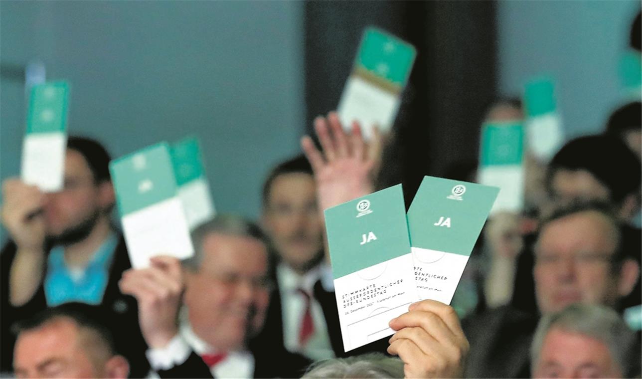 Drittligisten gehen mit DFB hart ins Gericht Das Ja zur Regionalligareform beim DFB-Bundestag im vergangenen Dezember ist mittlerweile zu einem Muster ohne Wert geworden.Foto: Imago