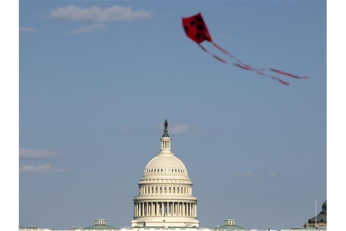 Das Kapitol in Washington. In den USA gibt es mehr bestätigte Infektionen mit dem Coronavirus als in jedem anderen Staat der Welt. Foto: Jose Luis Magana/AP/dpa