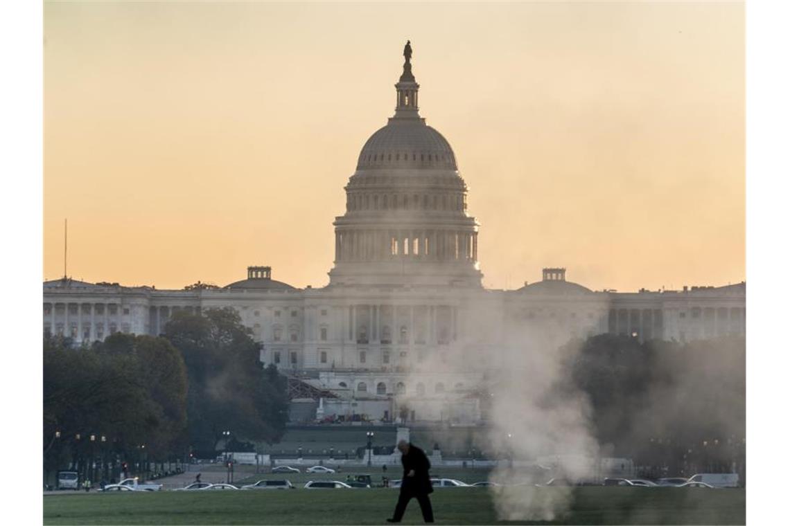 Demokraten verteidigen doch noch Senatssitz in Michigan Das Kapitol in Washington, Sitz von Senat und Repräsentantenhaus. Foto: J. Scott Applewhite/AP/dpa