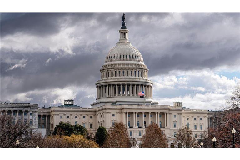 Das Kapitol, Sitz des US-Kongresses. Demokraten und Republikaner ringen immer noch um die Finanzierung eines Teils der US-Regierungsgeschäfte (Symbolfoto).