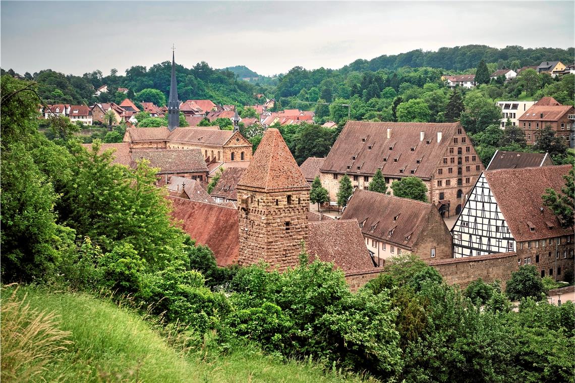 Legenden umranken diese Speise Das Kloster Maulbronn im Enzkreis gehört nicht nur zum Unesco-Weltkulturerbe, sondern ist der Legende nach der Ursprungsort der schwäbischen Maultaschen. Foto: Landesbetrieb Bau und Vermögen
