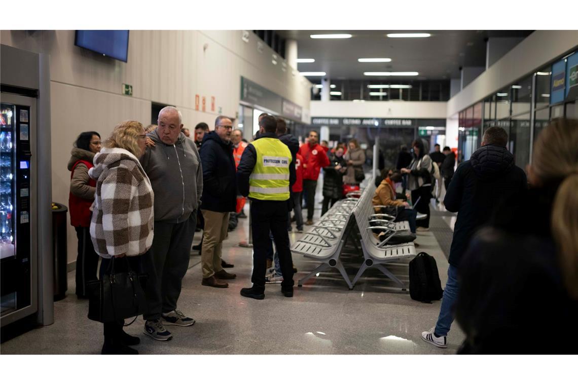 Das Königshaus in Madrid, der Papst und Ursula von der Leyen sprachen ihr Beileid aus.