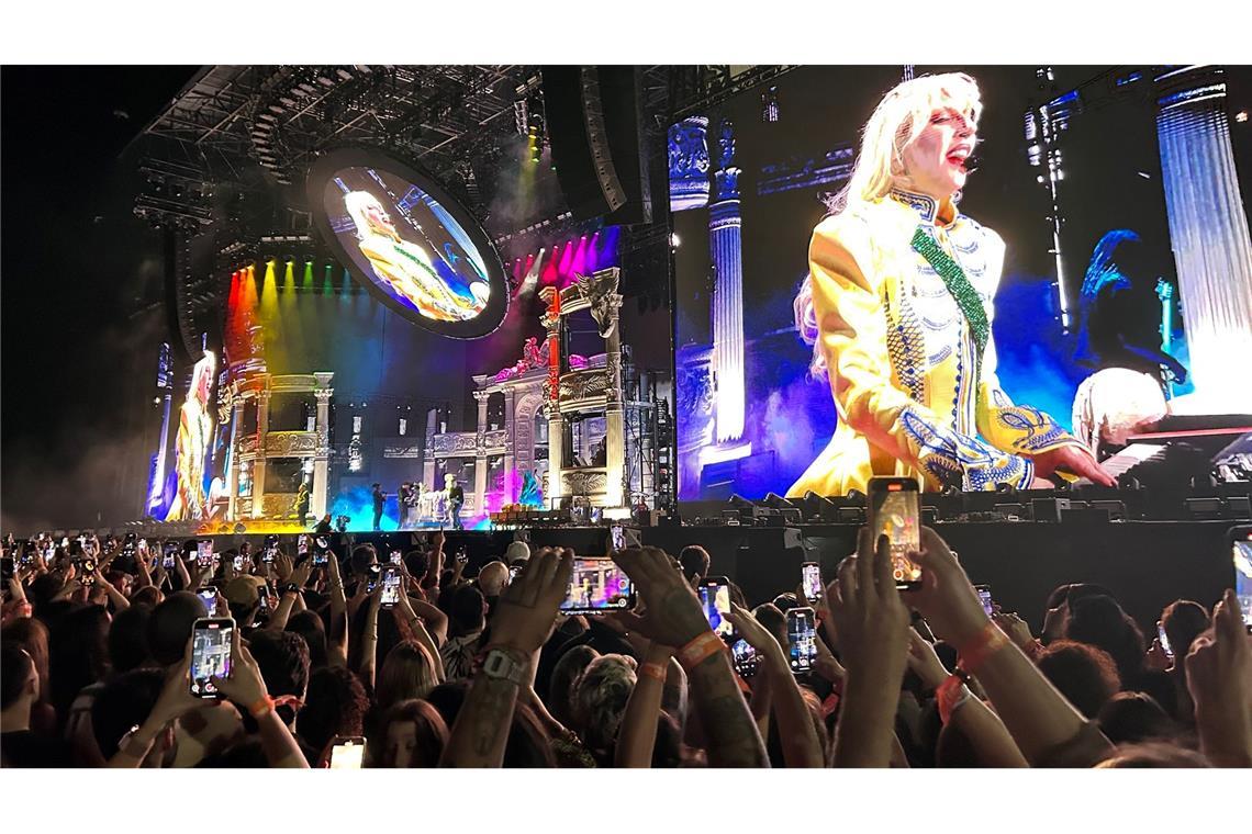 Lady Gaga gibt kostenlose Mega-Show an der Copacabana