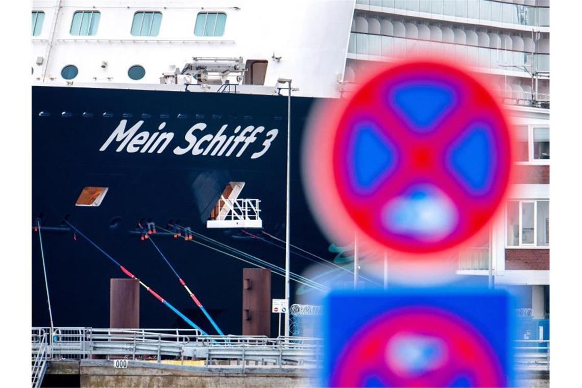 Das Kreuzfahrtschiff „Mein Schiff 3“ der Reederei TUI Cruises. Foto: Hauke-Christian Dittrich/dpa