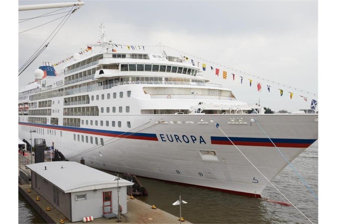 Das Kreuzfahrtschiff MS Europa im Hamburger Hafen (Archivbild). Foto: Georg Wendt/dpa