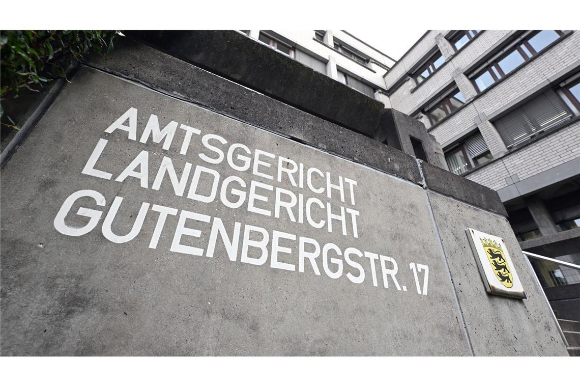 Früherer Erzieher aus Baden-Württemberg zu Haftstrafe verurteilt Das Landgerichts und Amtsgericht in Baden-Baden. Ein früherer Erzieher wurde wegen Kindesmissbrauchs zu einer Jugendstrafe verurteilt (Symbolfoto).