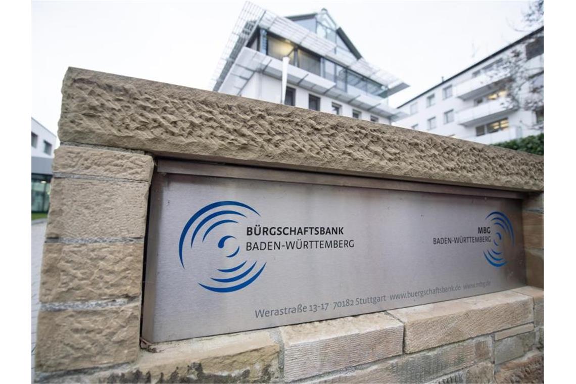 Bürgschaftsbank: Halbe Milliarde Euro für kleine Unternehmen Das Logo Bürgschaftsbank Baden-Württemberg. Foto: Sebastian Gollnow/dpa/Archivbild