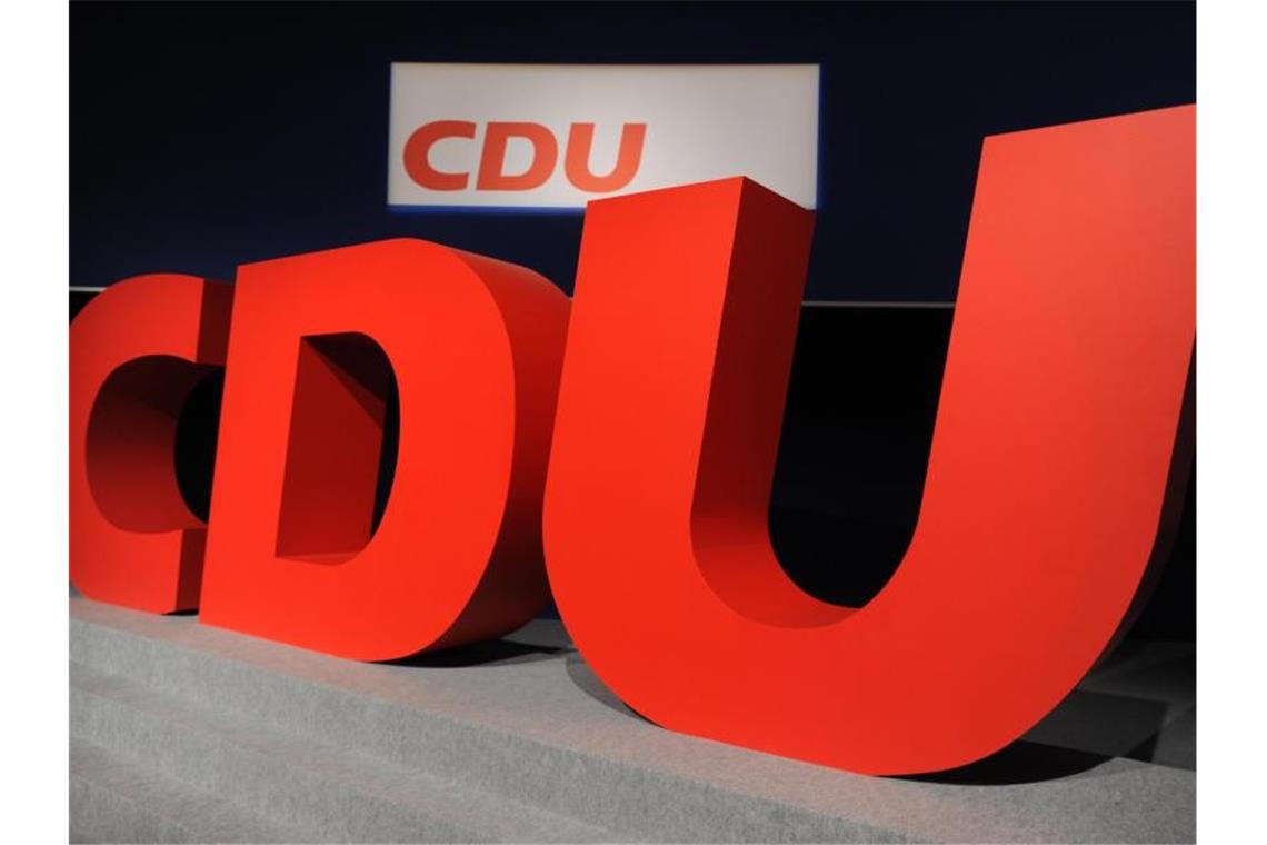 Das Logo der CDU. Foto: Arno Burgi/dpa-Zentralbild/dpa/Archiv