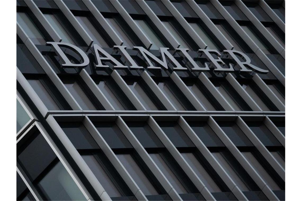 Daimler mit Milliardenverlust - Weniger Minus als befürchtet