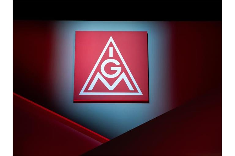 Das Logo der IG Metall. Foto: Daniel Karmann/dpa/Archivbild