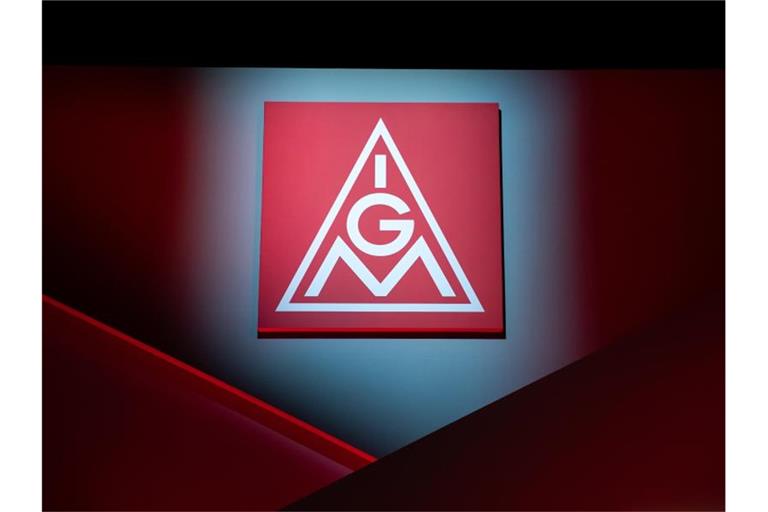 Das Logo der IG Metall. Foto: Daniel Karmann/dpa/Symbolbild