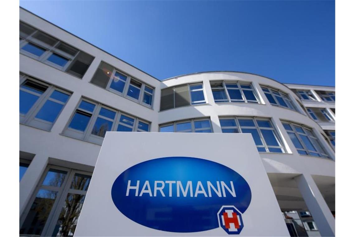 Hartmann hebt Prognose an