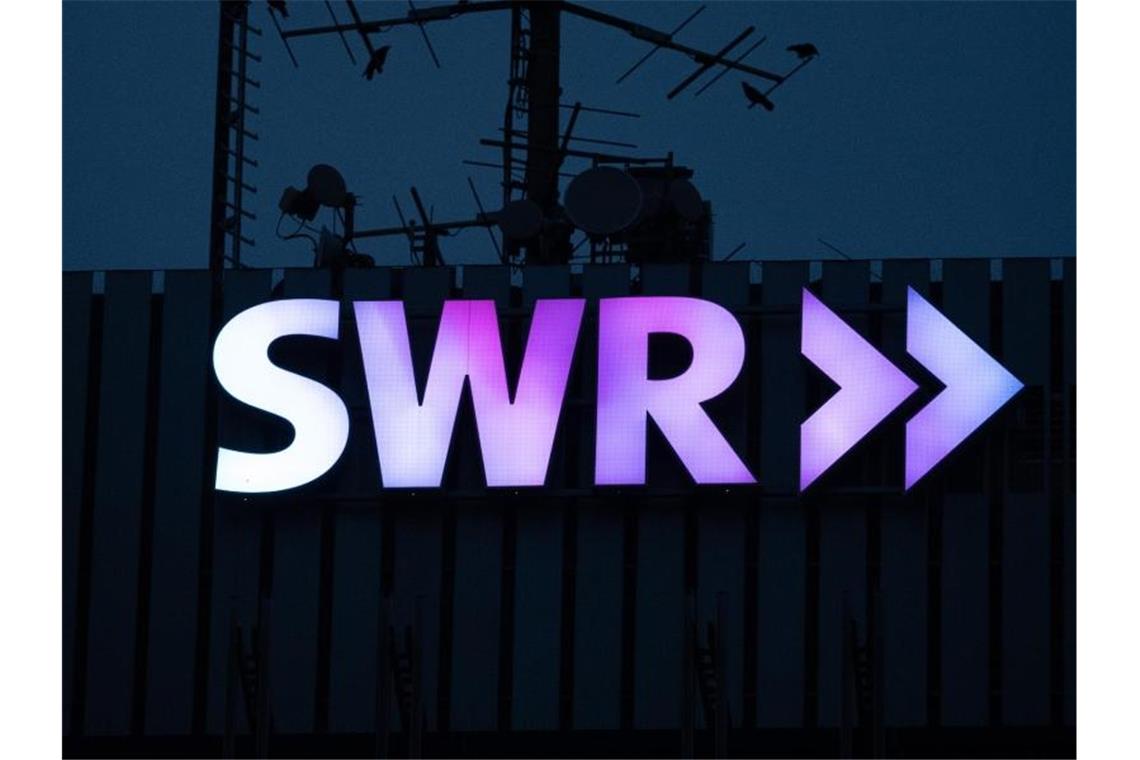 Das Logo des Südwestrundfunks (SWR). Foto: Sebastian Gollnow/dpa/Archivbild