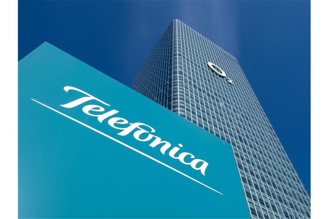 Telefonica findet Partner für britisches Geschäft Das Logo des Telekommunikationsanbieters Telefonica in München. Foto: Sven Hoppe/dpa