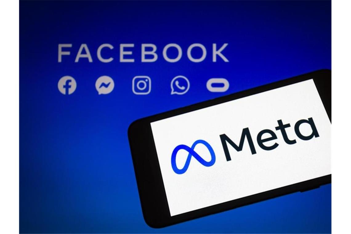 Facebook-Konzern will künfig Meta heißen Das Logo von Meta, der neuen Dachmarke des Facebook-Konzerns. Foto: Andre M. Chang/ZUMA Press Wire/dpa