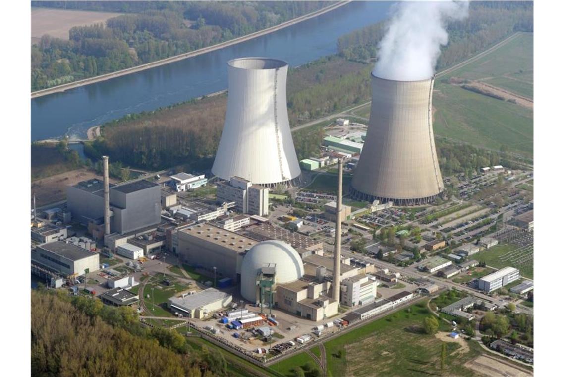 Atommeiler Philippsburg nach Reparatur wieder am Netz Das Luftbild zeigt das Kernkraftwerk Philippsburg in Baden-Württemberg. Foto: Uli Deck/Archiv