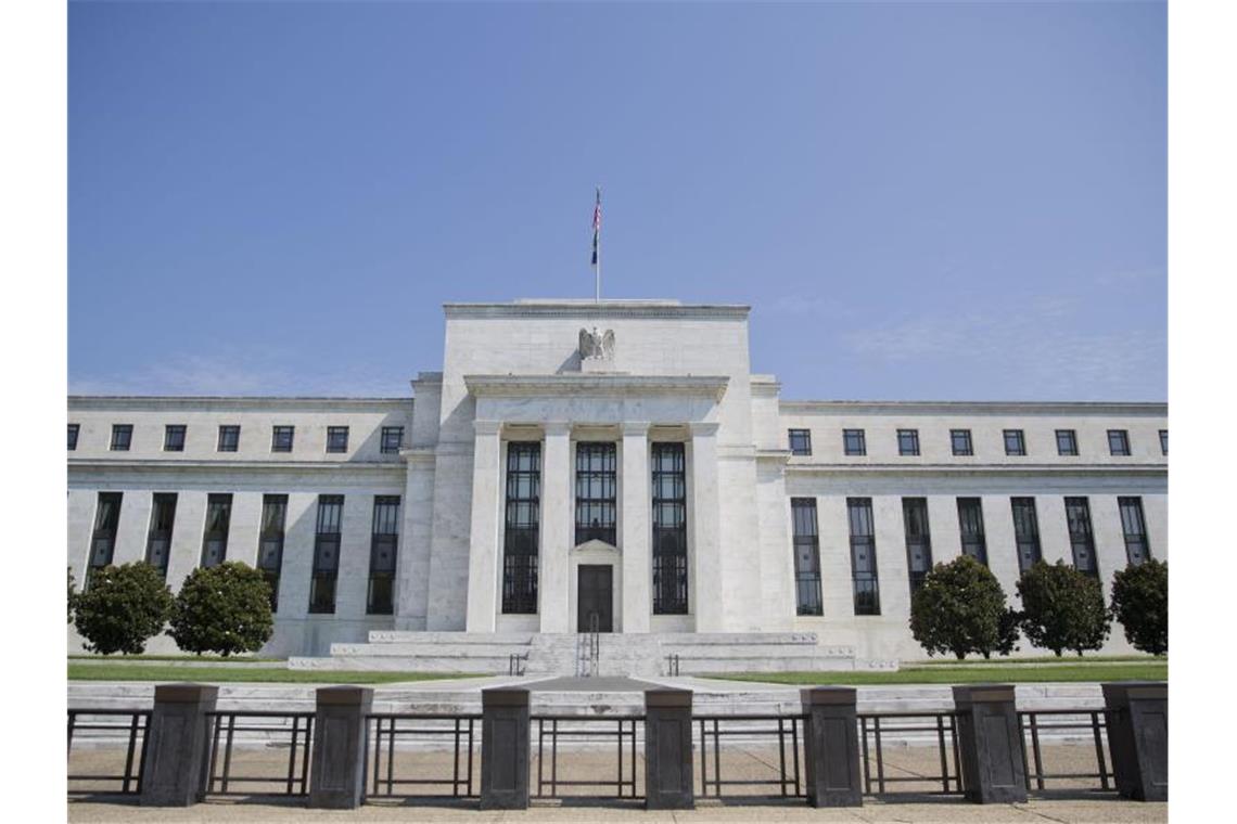 Das Marriner S. Eccles Federal Reserve Board Building in Washington ist Hauptsitz der US-Notenbank Federal Reserve. Foto: Pablo Martinez Monsivais/AP