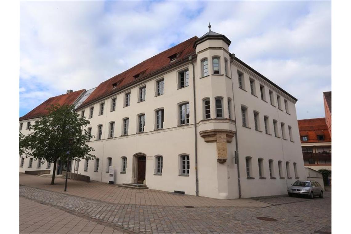 Mutmaßlicher Mehrfach-Vergewaltiger: Urteil erwartet Das Memminger Landgericht. Foto: Karl-Josef Hildenbrand/Archivbild