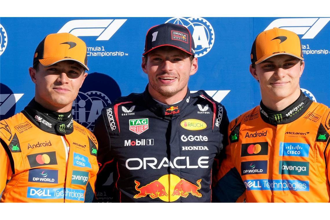 Eifel-Faktor im unheimlichen WM-Kampf: Was spricht für wen? Das Momentum ist klar bei Max Verstappen (M). (Archivbild)