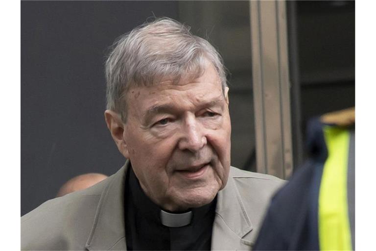 Das oberste australische Gericht will sich nun doch mit dem Einspruch des wegen sexuellen Missbrauchs Minderjähriger verurteilten Kardinals George Pell befassen. Foto: Andy Brownbill/AP/dpa