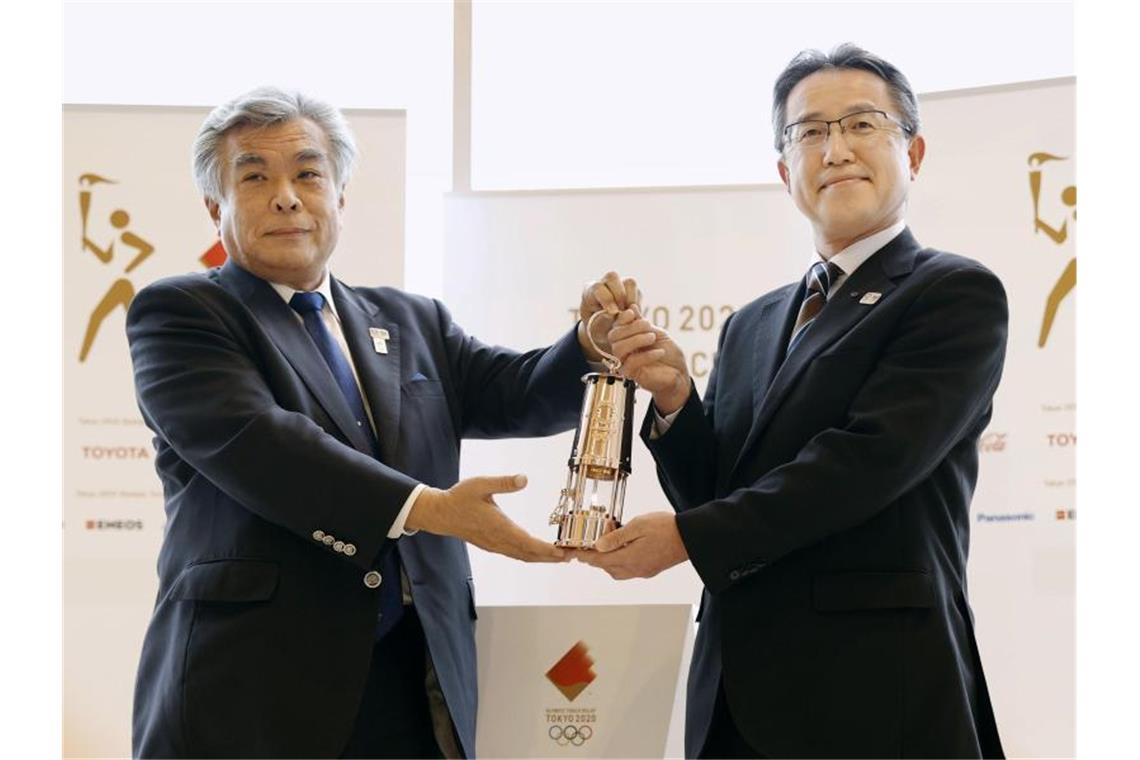 Olympisches Feuer in Fukushima: „Licht am Ende des Tunnels“ Das olympische Feuer wird offiziell an die Präfektur Fukushima übergeben. Foto: Uncredited/Kyodo News/AP/dpa