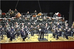 Das Orchester der Bläserphilharmonie Rems-Murr im Bürgerhaus. Archiv: Tobias Sellmaier