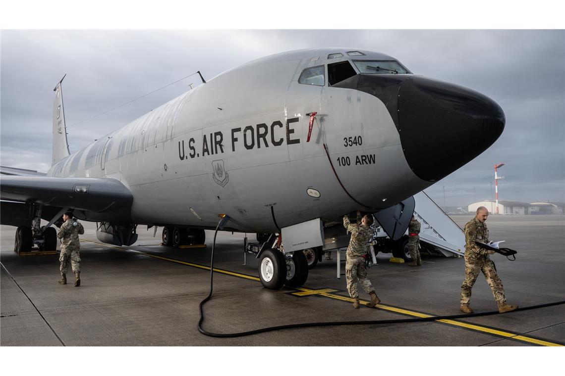 Das Pentagon entsendet laut US-Medienberichten Tausende weitere Soldaten nach Nahost.