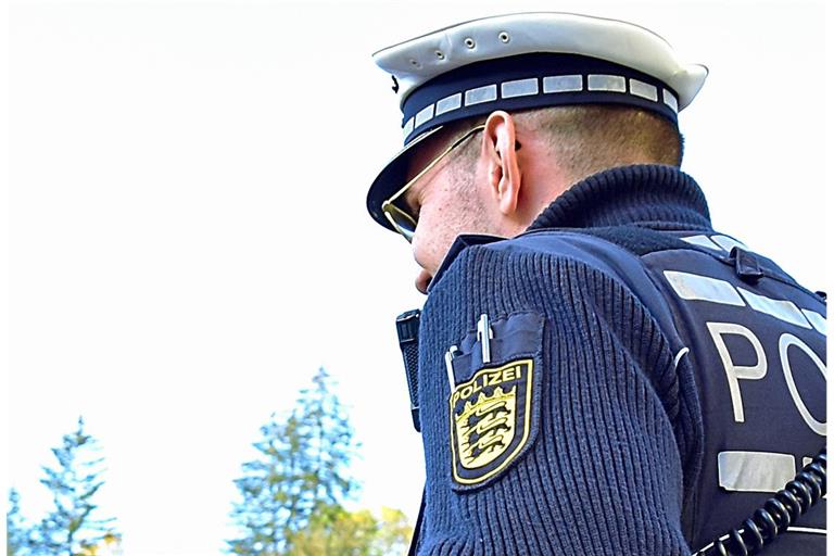 Das Polizeirevier sucht Zeugen Einbruch.Symbolfoto: Tobias Sellmaier