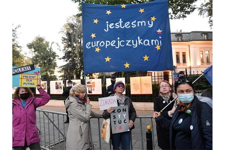 Das polnische Verfassungsgerichts entschied, dass Teile des EU-Rechts nicht mit der polnischen Verfassung vereinbar seien. Foto: Radek Pietruszka/PAP/dpa