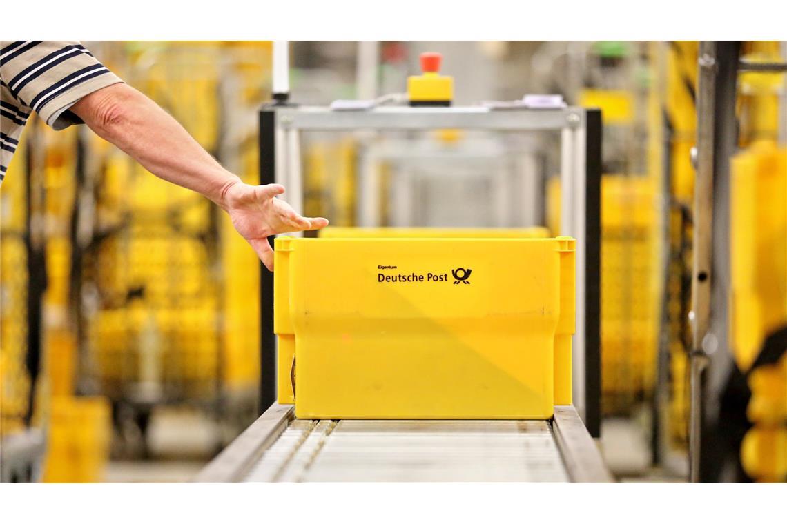 Briefe und DHL-Pakete werden teurer