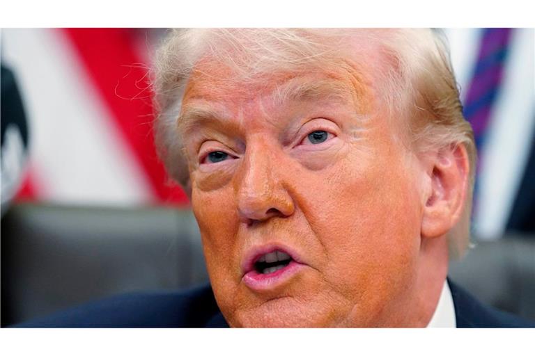 Das "Projekt Freiheit" von US-Präsident Trump soll zeitweise ausgesetzt werden.