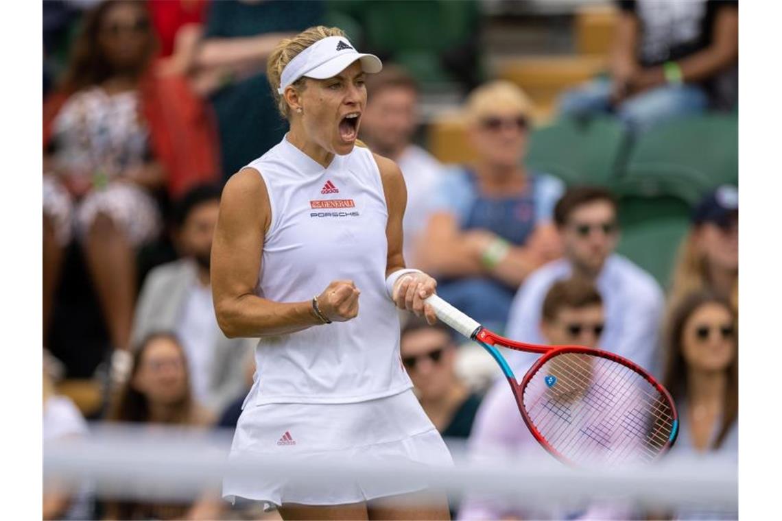 Fans und Emotionen sollen Kerber tragen Das Publikum gibt ihr Kraft: Angelique Kerber feiert einen Sieg in Wimbledon. Foto: Simon Bruty/Aeltc Pool/PA Wire/dpa