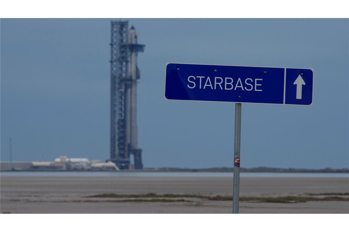 Zehnter Testflug von Rakete Starship um einen Tag verschoben Das Raketensystem "Starship" von SpaceX wird für einen Testflug vorbereitet (Archivbild).
