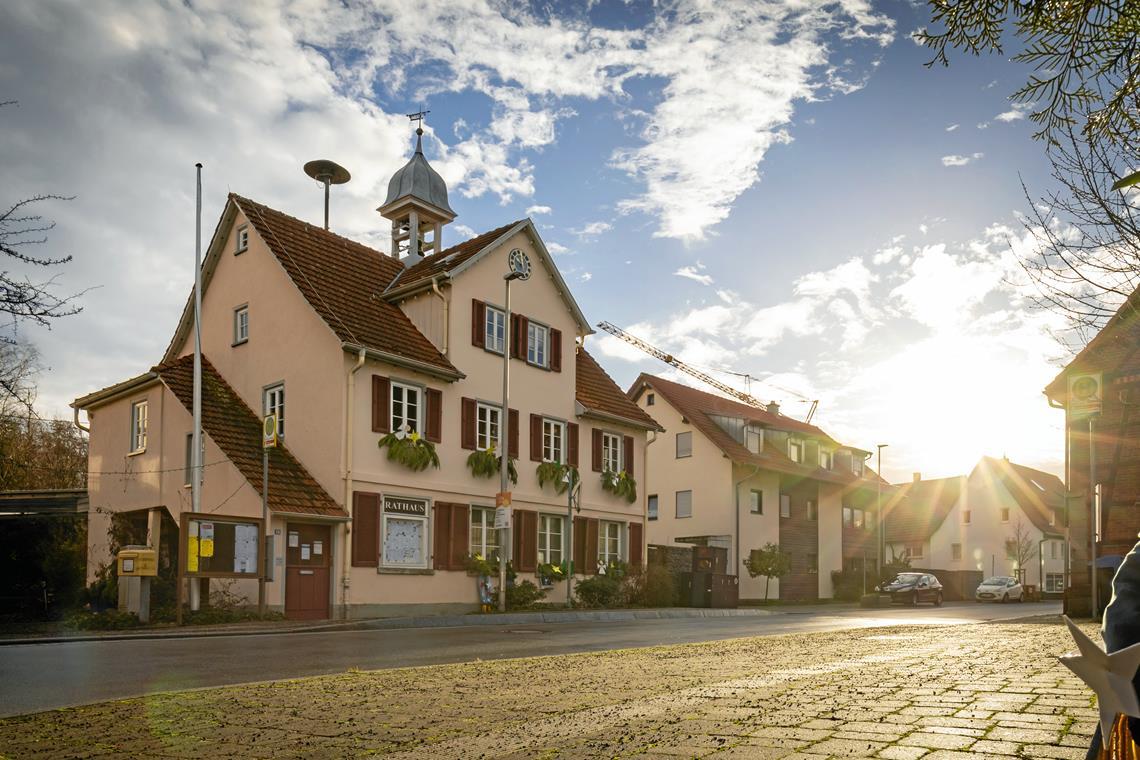 Backnanger Stadtteile wählen Ortschaftsräte Das Rathaus in Heiningen. Fotos: Alexander Becher