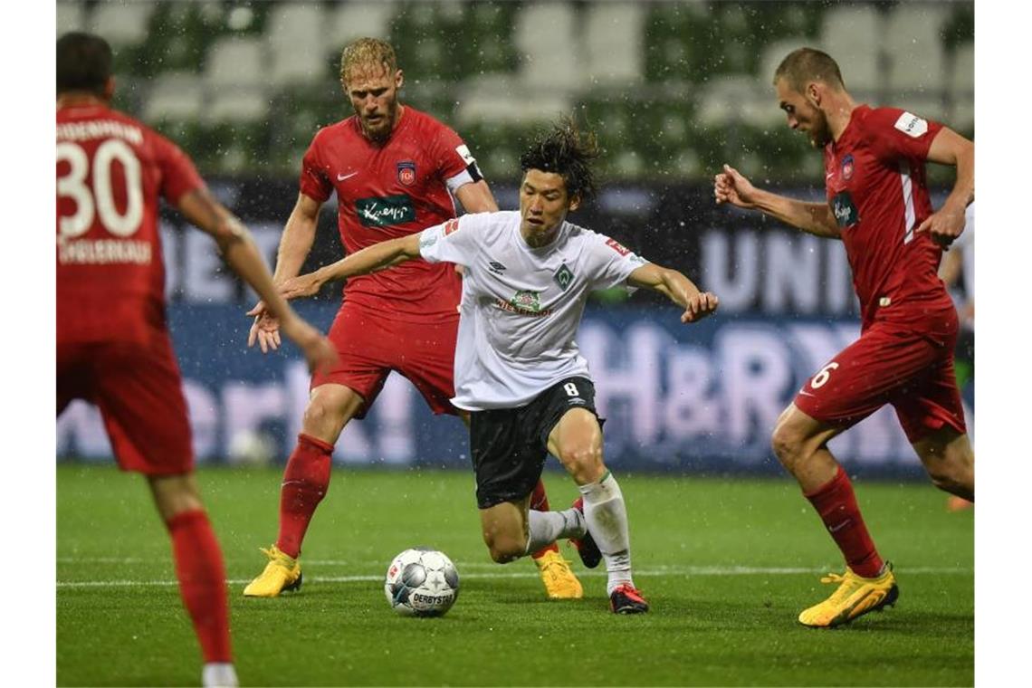 Das Relegations-Rückspiel zwischen dem 1. FC Heidenheim und Werder Bremen verspricht viel Spannung. Foto: Martin Meissner/AP POOL/dpa