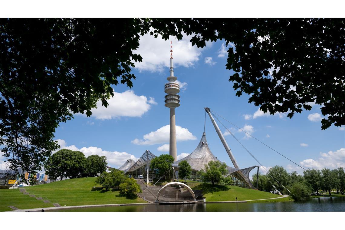 Das Restaurant im Münchner Olympiaturm ist derzeit geschlossen. (Archivbild)
