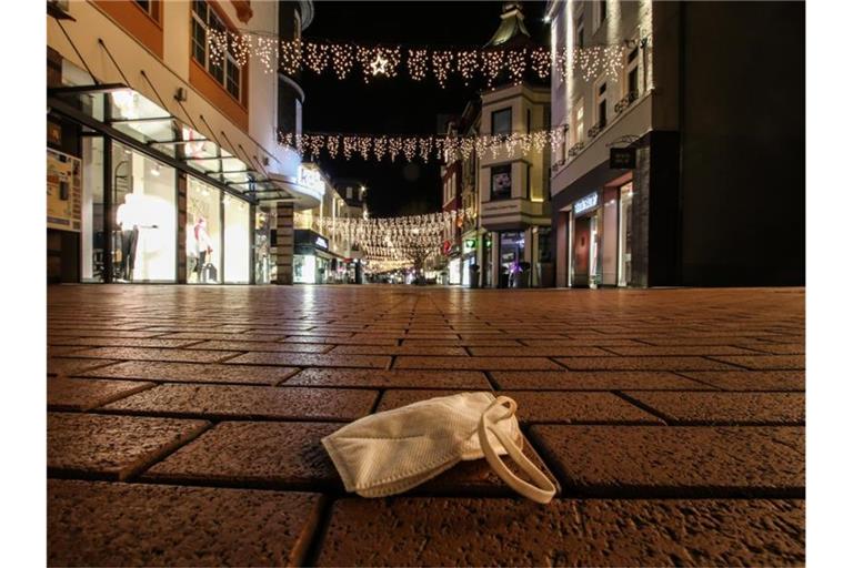 Das Robert Koch-Institut zählt seit Beginn der Pandemie 1.933.826 nachgewiesene Infektionen mit Sars-CoV-2 in Deutschland. Foto: Nadine Weigel/dpa