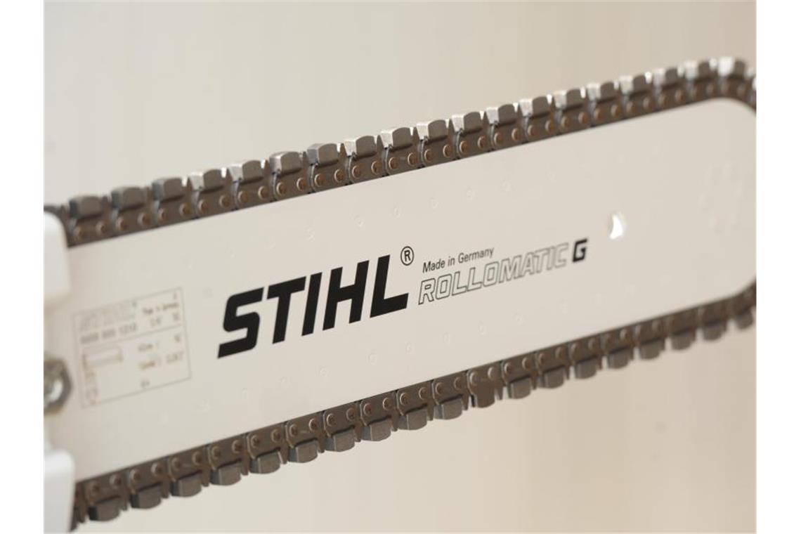 Sägenhersteller Stihl besorgt wegen knapper Rohstoffe Das Sägeblatt des Gesteinschneider STIHL GS 461. Foto: picture alliance / dpa/Archivbild
