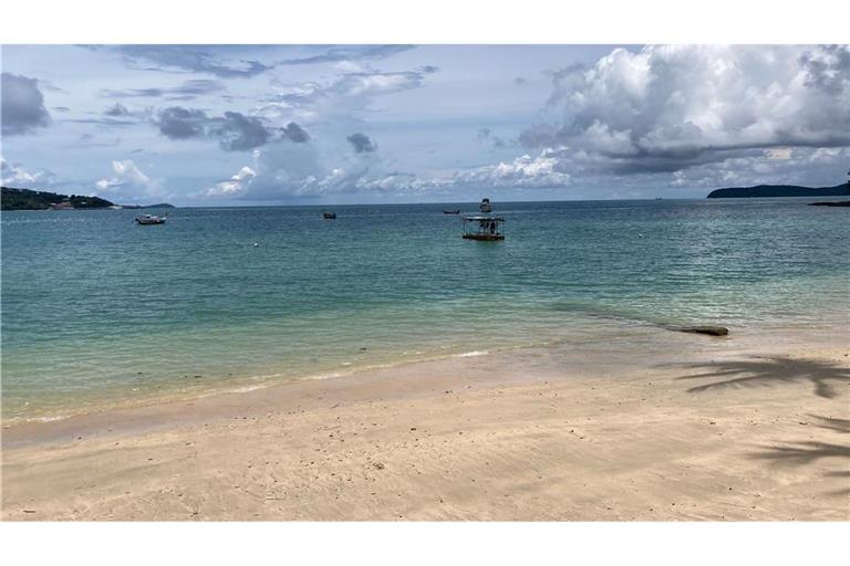 Das Schiff sank laut Medien wenige Kilometer vor der Küste. (Symbolbild)