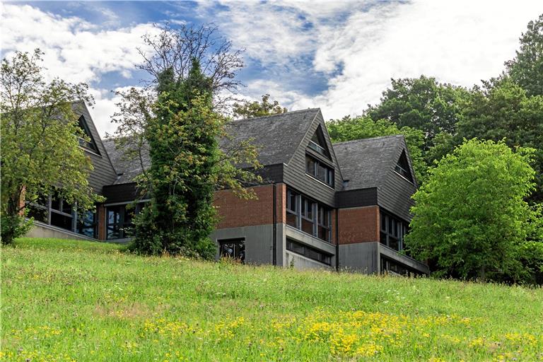 Das Schullandheim Mönchhof liegt idyllisch im Schwäbischen Wald. Natur und Kultur sollen künftig stärker betont werden. Foto: Landesdenkmalamt
