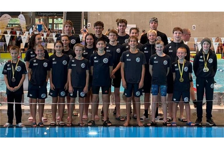 Das Schwimmteam des VfL Sindelfingen im Hirschbachbad Aalen.