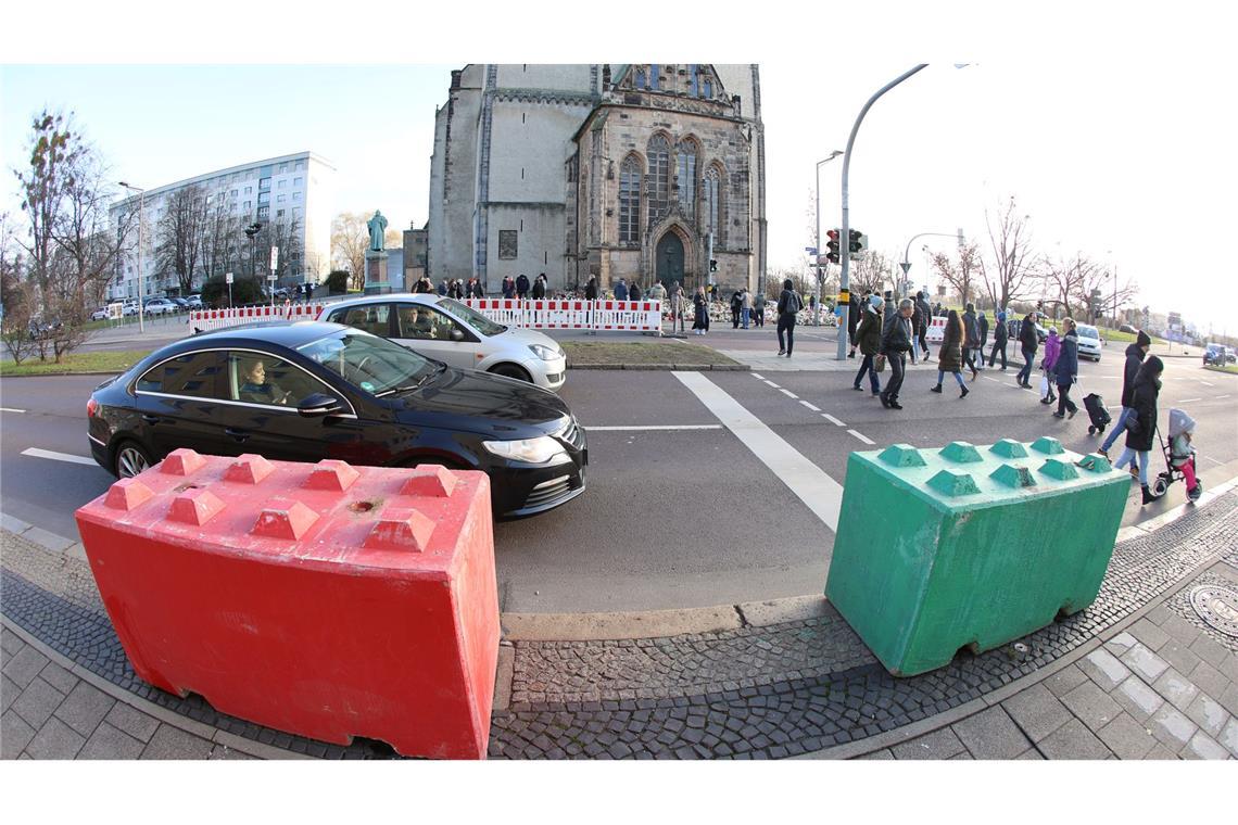 Sicherheitskonzept und Polizeiarbeit im Fokus Das Sicherheitskonzept für den Weihnachtsmarkt und die polizeiliche Einsatzkonzeption stehen im Fokus. (Archivbild)