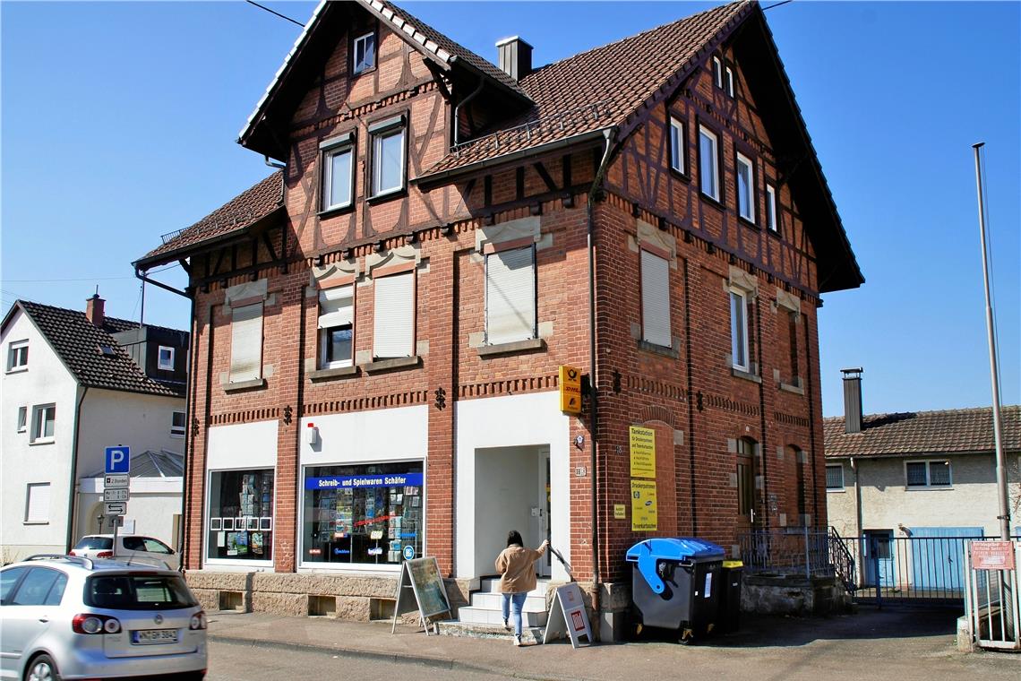 Backsteinhaus wird für den Abriss geräumt Das sogenannte Sachs’sche Haus in der Bahnhofstraße wird in knapp zwei Wochen geräumt. Foto: U. Gruber