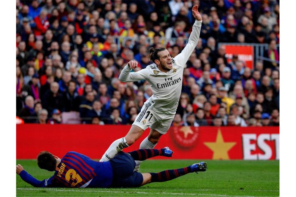 Wegen Unruhen: „Clásico“ Barça-Real wird verschoben Das Spitzenspiel zwischen dem FC Barcelona und Real Madrid wird verschoben. Foto: Joan Gosa/XinHua/dpa