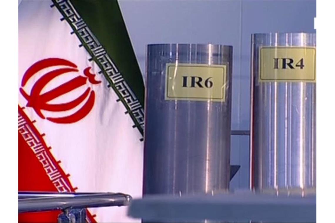 Das Standbild des TV-Senders IRIB zeigt drei Zentrifugen in der iranischen Atomanlage Natanz. Foto: -/Islamic Republic Iran Broadcasting/AP/dpa/Archiv