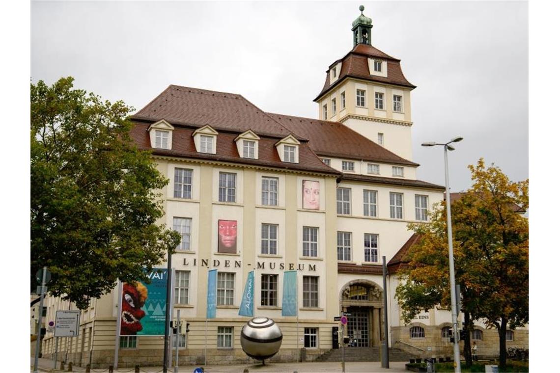 Schädel und Schilde: Linden-Museum stellt sich Geschichte Das Stuttgarter Linden-Museum. Foto: Sina Schuldt/dpa/Archivbild